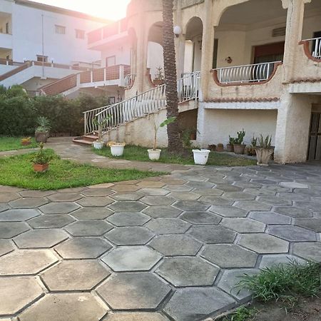 Fortezza Villa Azzurra Agnone Bagni Buitenkant foto