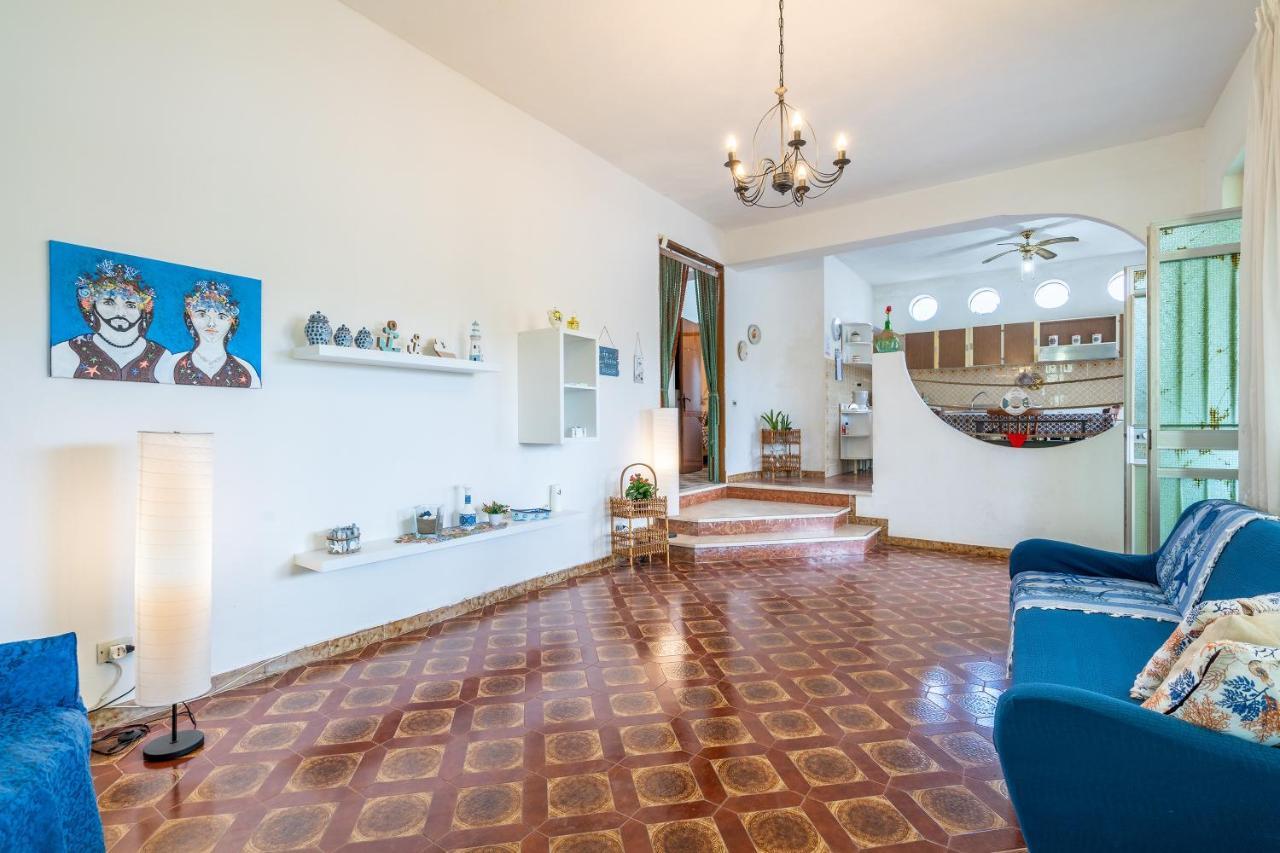Fortezza Villa Azzurra Agnone Bagni Buitenkant foto