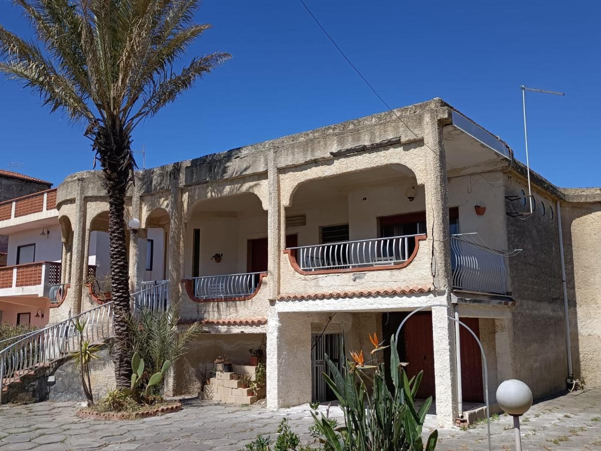 Fortezza Villa Azzurra Agnone Bagni Buitenkant foto