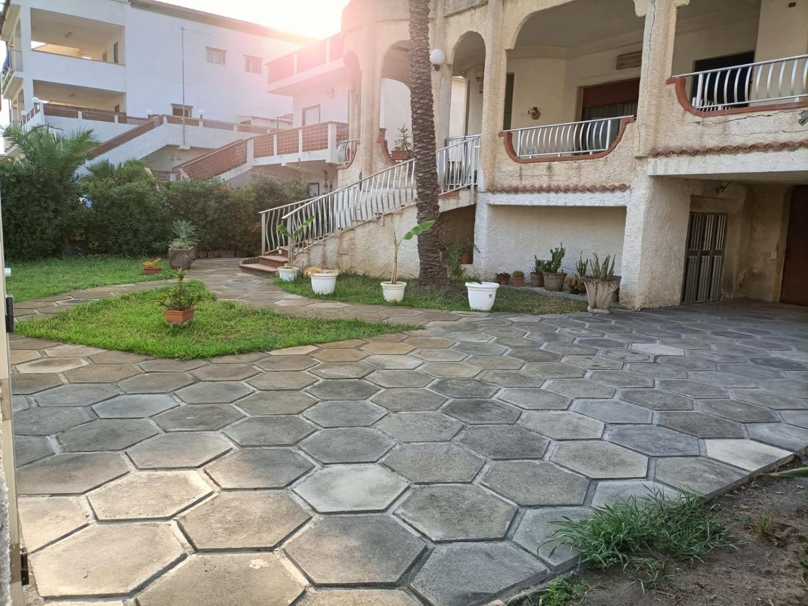 Fortezza Villa Azzurra Agnone Bagni Buitenkant foto